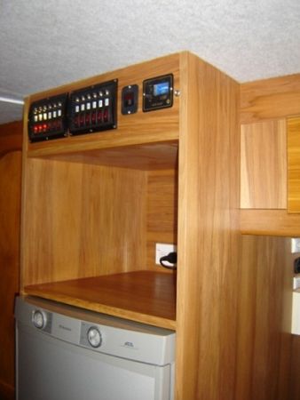 Ovaland_Motorhomes___Interiors__6_-95-600-600-80-c